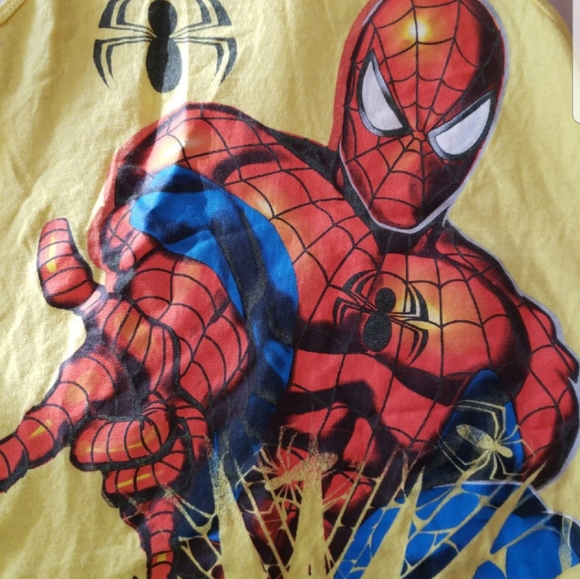 Kids marvel top - Picture 1 of 3